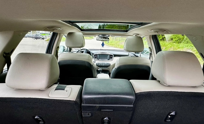 Kia Sorento cena 94900 przebieg: 176900, rok produkcji 2016 z Gdynia małe 211